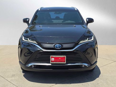 Used 2024 Toyota Venza XLE AWD/4WD image 8