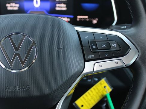 Certified 2022 Volkswagen Jetta S image 11