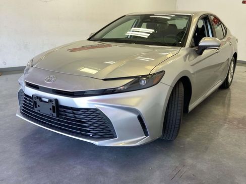 Certified 2025 Toyota Camry LE FWD image 7