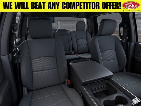 New 2026 RAM 3500 Big Horn AWD/4WD image 17
