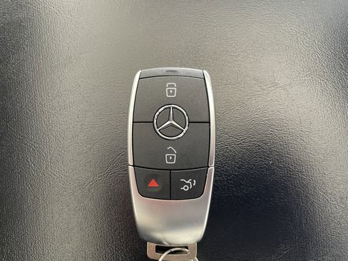 Certified 2026 Mercedes-Benz GLS 450 4MATIC image 23