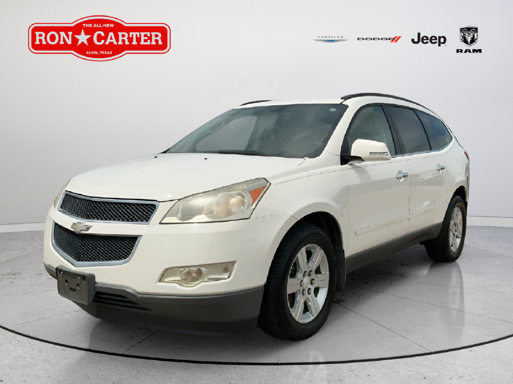 Used 2011 Chevrolet Traverse LT w/ Personal Connectivity Package FWD image 3