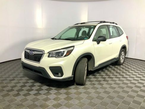 Used 2021 Subaru Forester AWD/4WD image 10