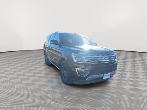 Used 2019 Ford Expedition Limited w/ Equipment Group 301A image 3
