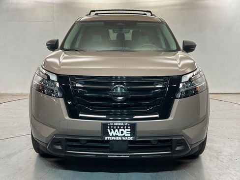 Certified 2023 Nissan Pathfinder Platinum FWD image 8