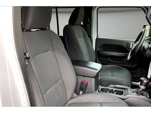 Used 2019 Jeep Wrangler Unlimited Sport AWD/4WD image 10