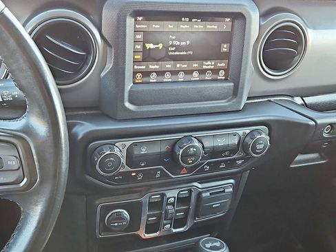 Used 2021 Jeep Wrangler Unlimited Sport image 26