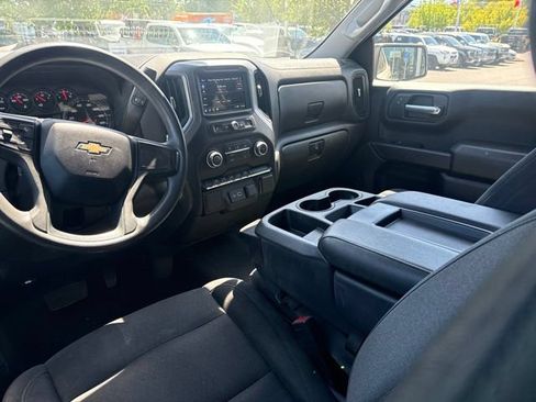 Used 2022 Chevrolet Silverado 1500 Custom w/ LPO, Dark Essentials Package AWD/4WD image 4