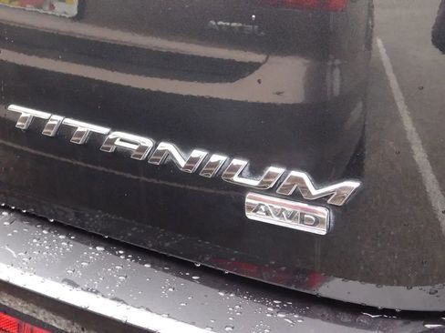 Used 2015 Ford Edge Titanium w/ Equipment Group 301A image 6