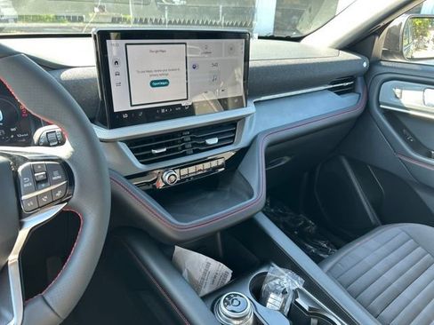 New 2026 Ford Explorer ST-Line w/ ST-Line Street Pack RWD image 17