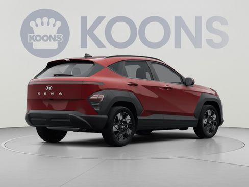 Certified 2025 Hyundai Kona SEL AWD/4WD image 4