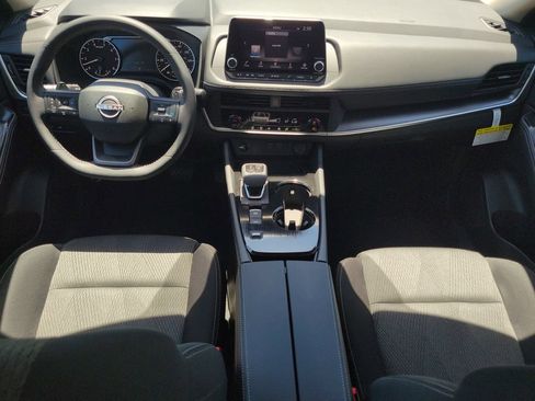 New 2026 Nissan Rogue SV FWD image 17