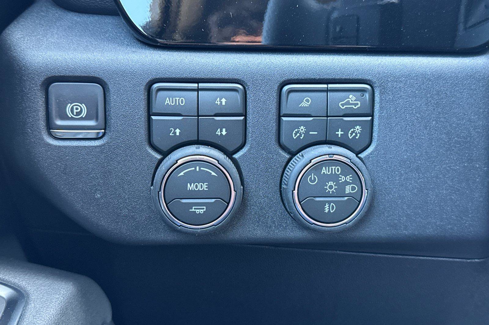 New 2026 Chevrolet Silverado 1500 RST w/ Safety Package AWD/4WD image 33