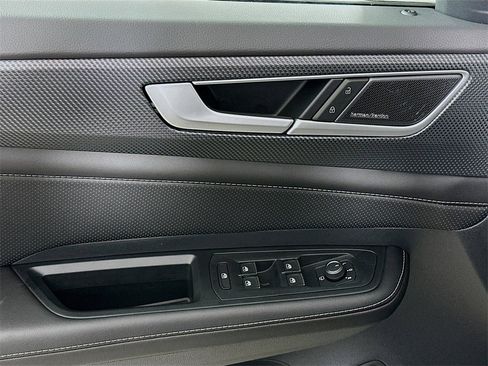 New 2026 Volkswagen Atlas Cross Sport SEL Premium R-Line image 21