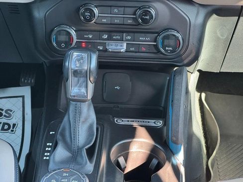 Used 2021 Ford Bronco Wildtrak image 14