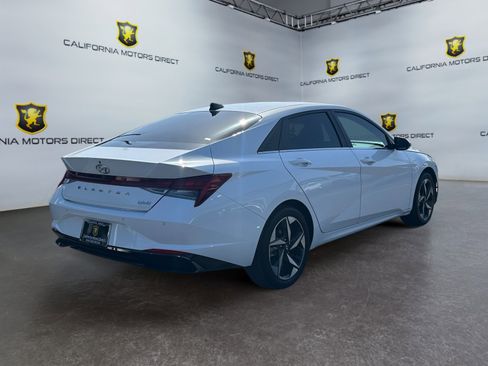 Used 2023 Hyundai Elantra Limited FWD image 5