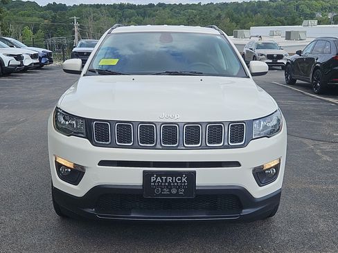 Used 2018 Jeep Compass Latitude w/ Cold Weather Group AWD/4WD image 25