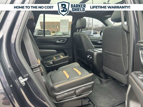 Used 2023 GMC Yukon AT4 w/ AT4 Premium Package AWD/4WD image 27