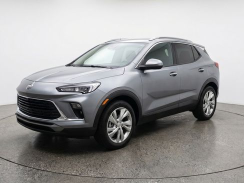 Used 2025 Buick Encore GX Preferred FWD image 3