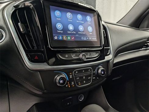 Certified 2022 Chevrolet Traverse LT w/ LPO, Blackout Package image 23