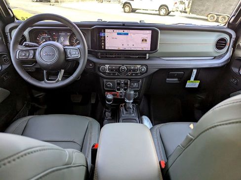 New 2025 Jeep Gladiator Mojave w/ Safety Group image 24