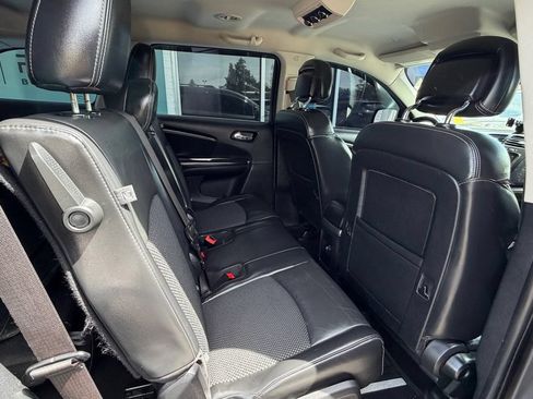 Used 2018 Dodge Journey Crossroad AWD/4WD image 12