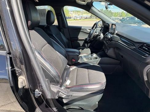 Used 2025 Ford Escape ST-Line AWD/4WD image 32
