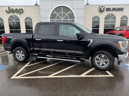 Used 2023 Ford F150 XLT w/ Equipment Group 302A High image 5