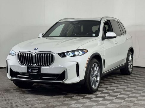 Used 2025 BMW X5 xDrive50e w/ Premium Package AWD/4WD image 7