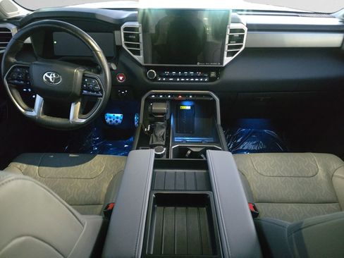 Used 2024 Toyota Tundra Limited image 11