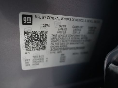 Used 2024 Chevrolet Equinox EV RS FWD image 25