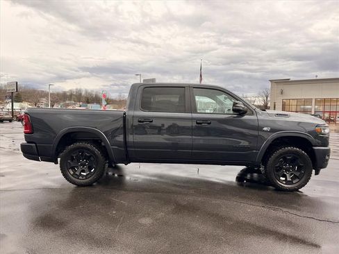 Used 2026 RAM 1500 Big Horn AWD/4WD image 3
