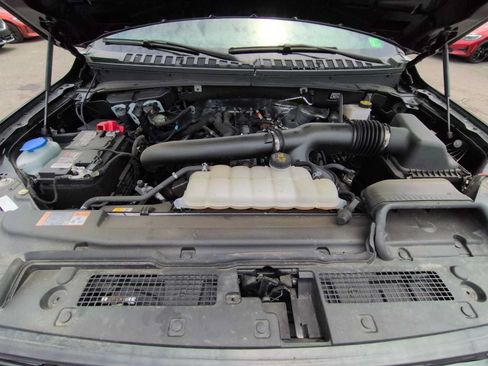 Used 2024 Ford Expedition Limited AWD/4WD image 15