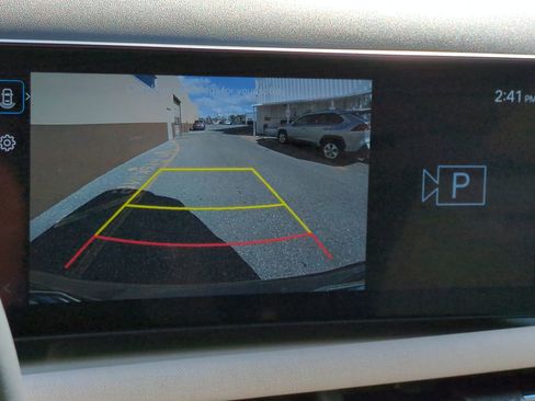 Certified 2025 Hyundai Tucson SEL image 21