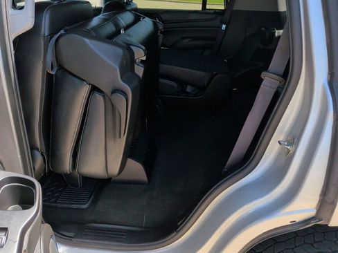 Used 2016 Chevrolet Tahoe LS image 36