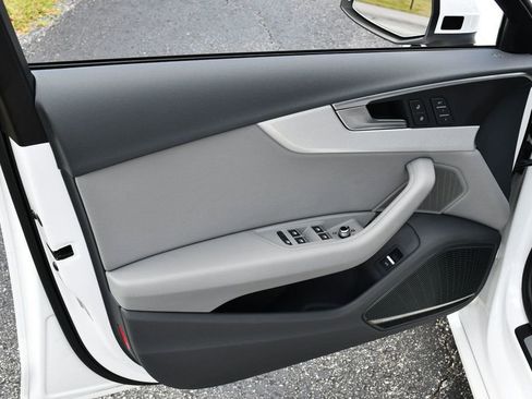 Used 2018 Audi A4 2.0T Ultra Premium Plus w/ Premium Plus Package image 11