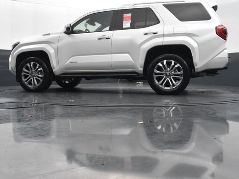 Used 2025 Toyota 4Runner Limited image 37