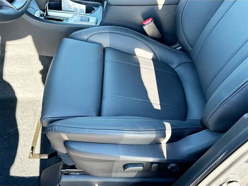 New 2026 Subaru Ascent Limited image 18