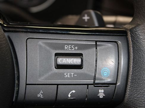 Used 2023 Nissan Rogue SV AWD/4WD image 41