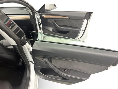 Certified 2023 Tesla Model 3 Long Range AWD/4WD image 12
