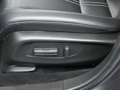 Certified 2023 Honda HR-V EX-L image 18