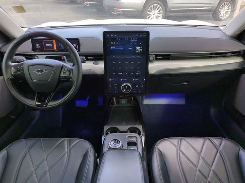 Certified 2023 Ford Mustang Mach-E Select image 13