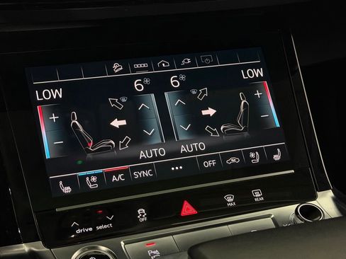 Used 2024 Audi Q8 e-tron Premium Plus w/ Premium Plus Package AWD/4WD image 22