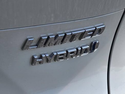 Used 2021 Toyota Venza Limited AWD/4WD image 34