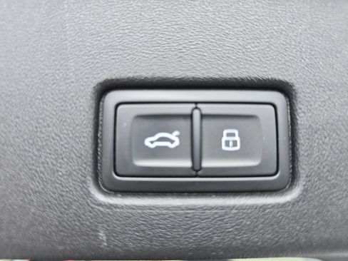 Used 2023 Audi Q4 e-tron Premium w/ Premium Plus RWD image 16