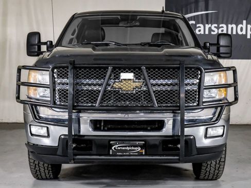 Used 2011 Chevrolet Silverado 3500 LTZ w/ LTZ Plus Package image 2