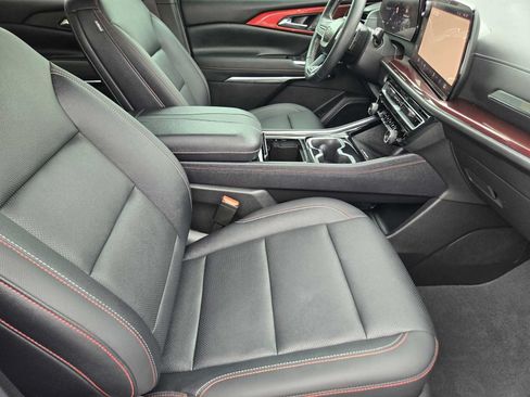 Certified 2024 Chevrolet Traverse Z71 AWD/4WD image 15