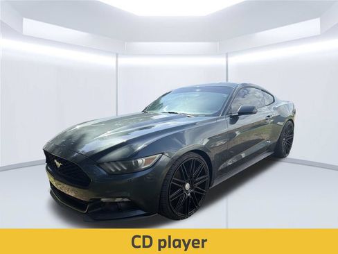 Used 2015 Ford Mustang Coupe RWD image 5