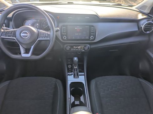 Used 2022 Nissan Kicks SV w/ Interior Electronics Package image 15