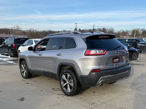 Used 2020 Jeep Cherokee Limited image 5